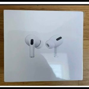 Apple AirPods Pro with Wireless Charging Case (New Sealed)